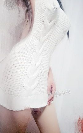 福利在线大图 heisarah94- 露背毛衣_丽丝库