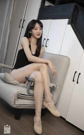 零度摄影LD NO.105 学生鱼子姜_丽丝库