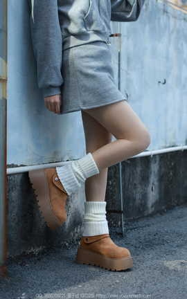 异思趣向IESS 2025.01.14 丝享家1950：美子《堆堆袜（上）》_丽丝库