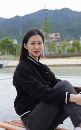 Pary摄影 NO.011 极品女神小芳首发长椅大方展示极品美脚_丽丝库