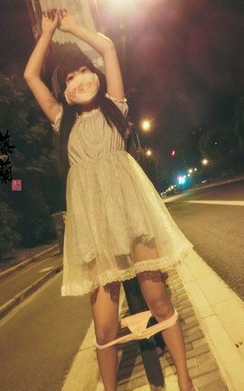 福利在线大图 武藤幽兰-压马路_丽丝库