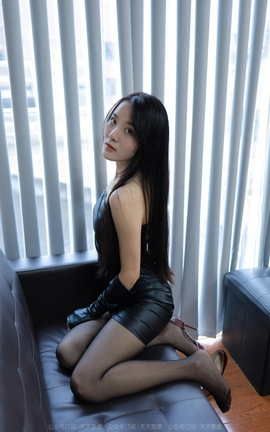 异思趣向IESS  2022.11.23 丝享家 1277 婉萍《包臀皮裙》_丽丝库