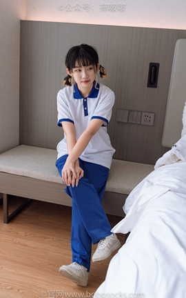 袜啵啵BoBoSocks NO.042 砂糖-校服板鞋白棉袜油亮白丝_丽丝库