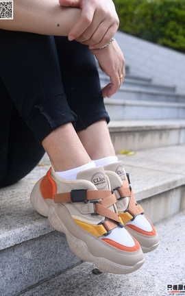 只糖棉袜 VOL.240 芊芊 草木对光阴的钟情_丽丝库