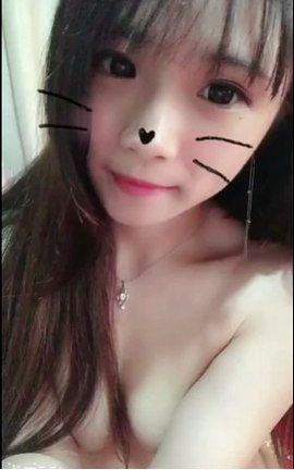 长相甜美的网红美少女小青蛙大尺度自拍