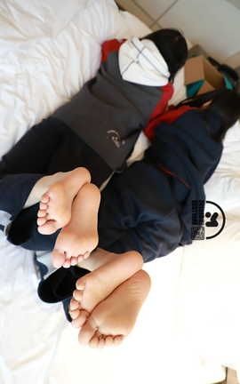 誉铭传媒 袜足摄影 2021年《06.01六一专享》_丽丝库