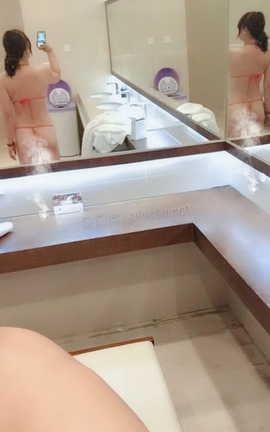 爱露出全站付费资源-户外人前 旗袍系列_丽丝库