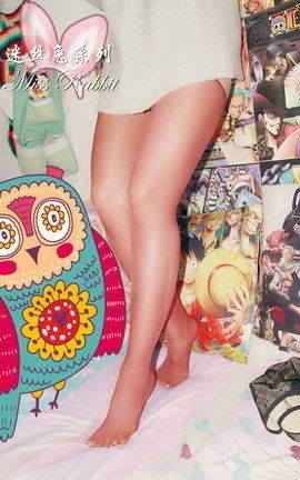 迷丝兔大尺度丝袜写真 No.092 “叉”紫嫣红_丽丝库