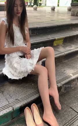 萌甜物语 XM202《洁白小天使-笑笑》[1080X1920 2分1秒]_丽丝库