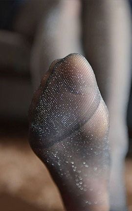 足控福利-海量丝足收集123_丽丝库