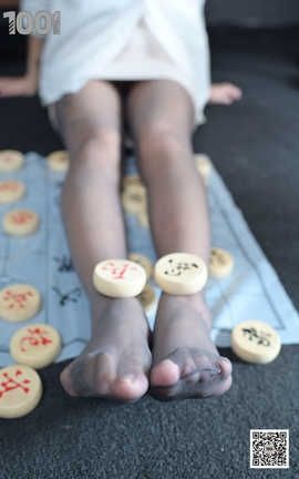 异思趣向IESS 一千零一夜 Vol.071  60模特：真真&小马《谁与争锋3》_丽丝库