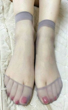 足控福利-海量丝足收集112_丽丝库