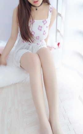 你们的小秋秋-粉花内衣_丽丝库