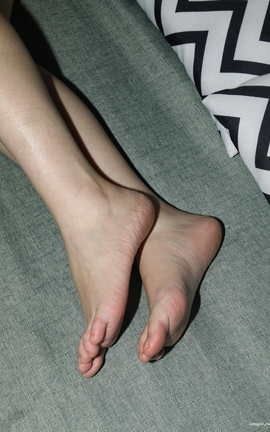 Pary摄影 NO.060 小欧老师展示38码大白脚_丽丝库