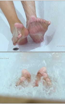 丽柜Ligui视频写真 2020.07.02 浴室现春光 兔子[1280X720][15分41秒]_丽丝库