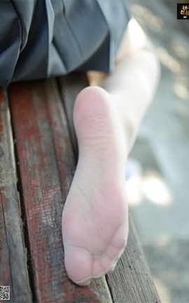 丝慕GIRL 特写集 TX003 双双《校园小丝妹》_丽丝库