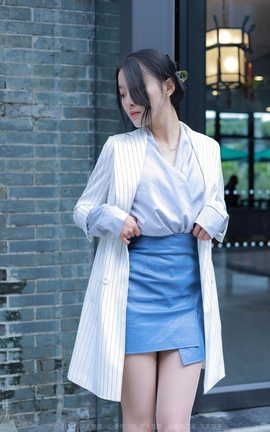 异思趣向IESS 2022.04.16 丝享家1061：婉萍《蓝衣女神》_丽丝库