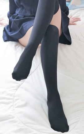 半筒袜的绝对领域_丽丝库