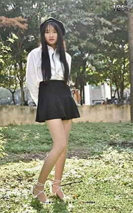 异思趣向IESS美足写真 丝足便当189 《第一次穿高跟鞋》若琪_丽丝库