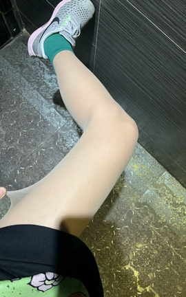 丝袜美腿博主桃脱了-付费视图30_丽丝库