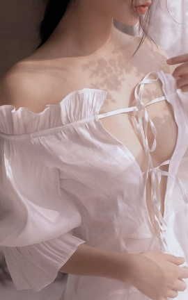 某航空公司推特38万粉拜金空姐Ashley日常分享 part1_丽丝库