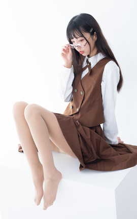 紧急企划 一只喵喵梓 棕色JK裙_丽丝库