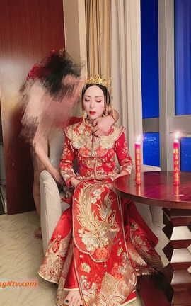 甄选系列 推特 淫妻 兔兔 合集 part3_丽丝库