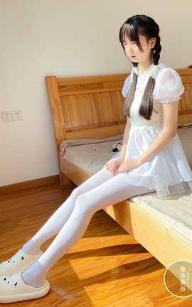 稚乖画册 NO.017 夜夜 嬉戏 80d白丝_丽丝库