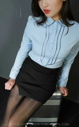 异思趣向IESS 2021.10.24 丝享家 956：星星《OL职业装展示》_丽丝库