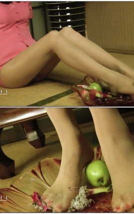 丽柜Ligui视频写真 2017.11.04 潇潇 贵足圣宴[1920X1080][12分11秒]_丽丝库