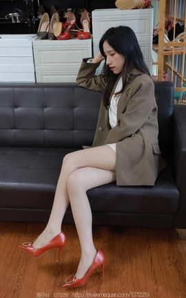 异思趣向IESS  2023.04.27 丝享家 1434 美子《橘色高跟肉丝》_丽丝库