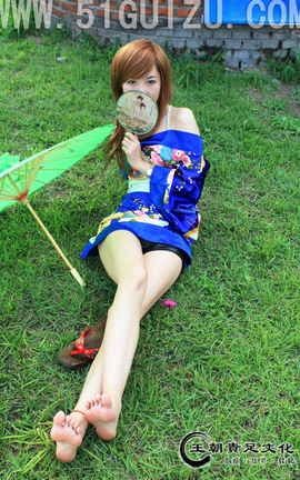 王朝贵足 No.285 甜甜草地和服花伞裸足系列_丽丝库