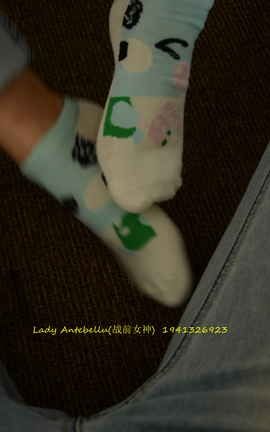 站前女神 恋足美腿棉袜女神级摄影套图 037_丽丝库