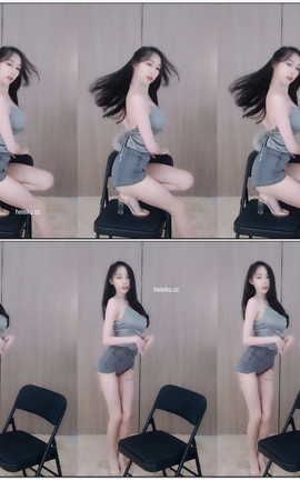 虎牙 暖暖(周童潼)-直播 魔法书福利 V066[1920X1080][3分49秒]_丽丝库