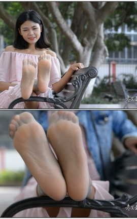 ecolog美足视频 月月可爱优雅丝足视频[720X404][11分32秒]_丽丝库