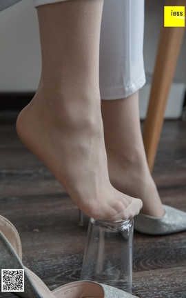 异思趣向IESS 丝享家  2019.03.11  No.438 《小羽OL白长裤》小羽_丽丝库