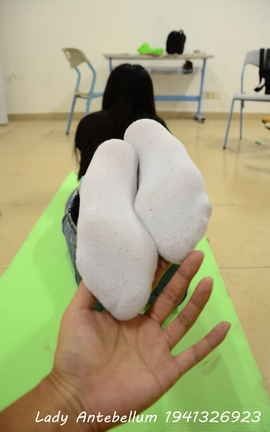 站前女神 恋足美腿棉袜女神级摄影套图 056