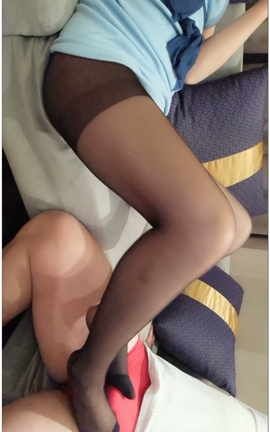 云宝宝-被公司领导灌多了_丽丝库