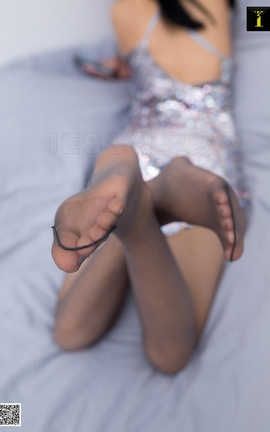 异思趣向IESS 丝享家  2019.09.17  No.573 可乐《一个酒醒的妹子》_丽丝库