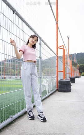 袜啵啵BoBoSocks NO.016 熊熊-斯凯奇运动鞋棉袜（踩脏）裸足_丽丝库