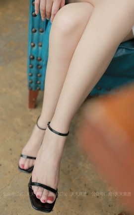 异思趣向IESS 丝享家 800：九妹《法式连衣裙》_丽丝库