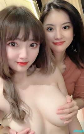 8月最新流出专拍大尺度L娘照无圣光影集