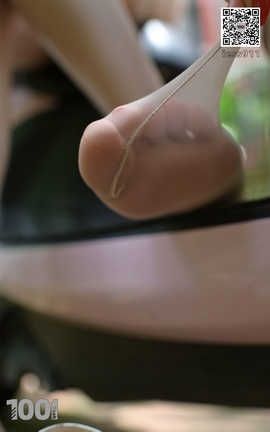 异思趣向IESS 一千零一夜 Vol.053  21模特：西瓜 骑电瓶车2_丽丝库