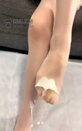 套路直播-芷晴-丝足必看[540X960][1小时11分38秒]_丽丝库