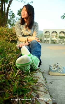 站前女神 恋足美腿棉袜女神级摄影套图 016_丽丝库