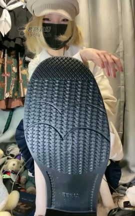 套路直播-芃芃-鞋底羞辱 白丝 呼吸控制 榨精[720X1280][46分秒]_丽丝库