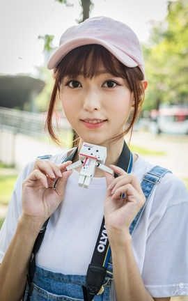 台湾网美 Wangmei 与忆忆的初次见面_休閒典雅双氛围#0055_丽丝库