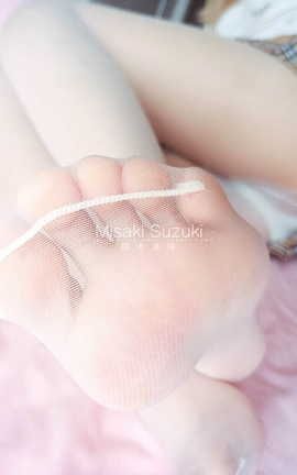 软软趴在床单上(铃木美咲)-白丝连裤袜房间语调2_丽丝库