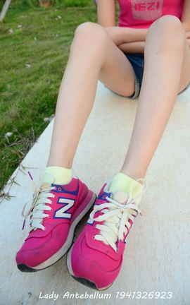 站前女神 恋足美腿棉袜女神级摄影套图 060_丽丝库