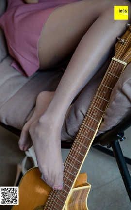 异思趣向IESS 丝享家  2018.09.07  No.312：《弹吉他的灰丝少女》婉萍_丽丝库